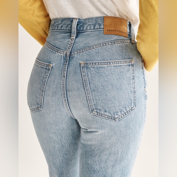 Aritzia Denim Forum The Joni High Rise Loose 26L - Picture 2 of 6